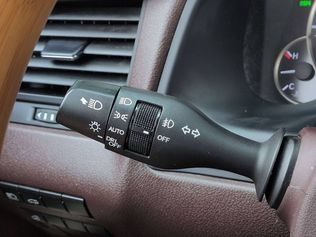 Thumbnail: 2017 Lexus RX - 15