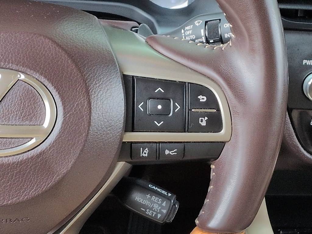 Thumbnail: 2017 Lexus RX - 33