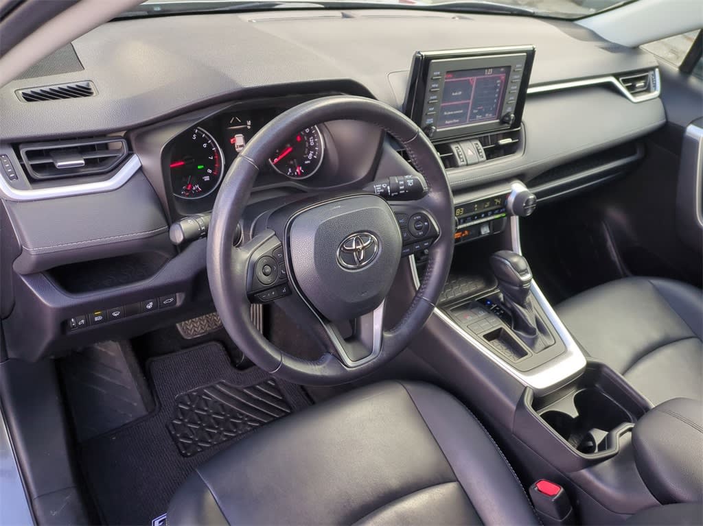 2019 Toyota RAV4 XLE Premium 2