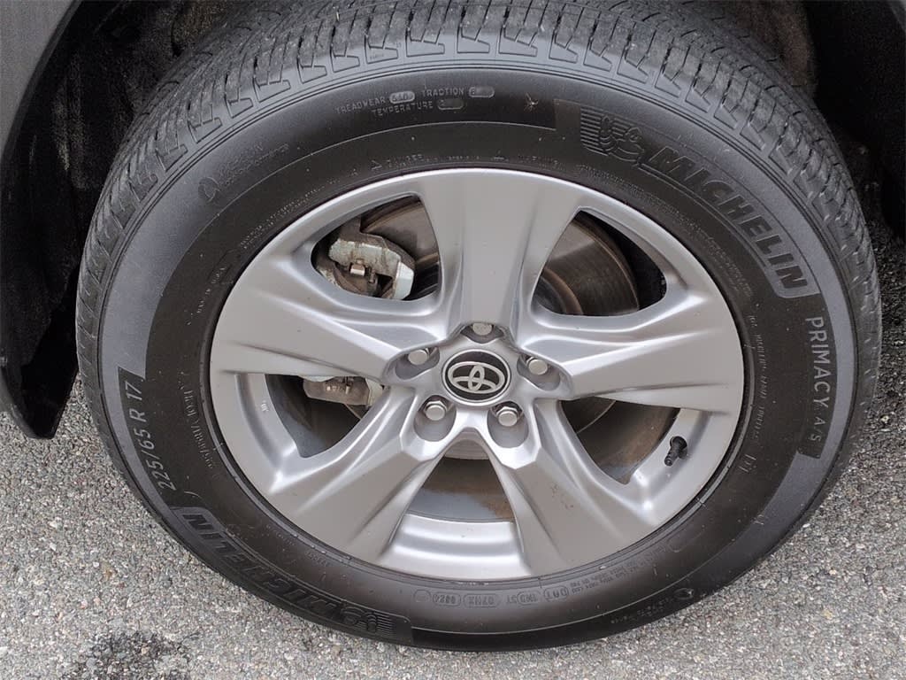 Thumbnail: 2024 Toyota RAV4 - 8