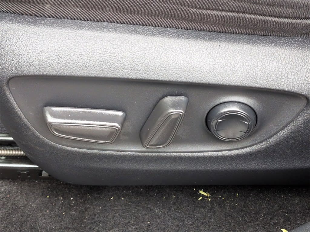 Thumbnail: 2024 Toyota RAV4 - 28