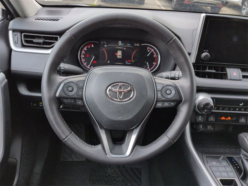 Thumbnail: 2024 Toyota RAV4 - 14