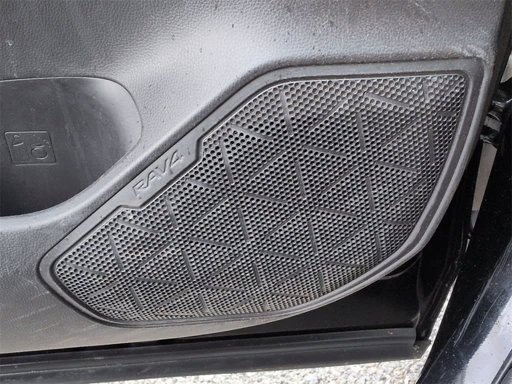 Thumbnail: 2024 Toyota RAV4 - 35