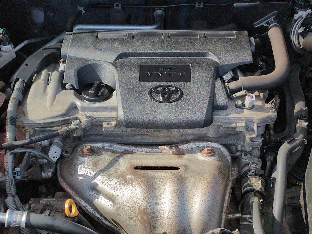 Thumbnail: 2018 Toyota RAV4 - 8