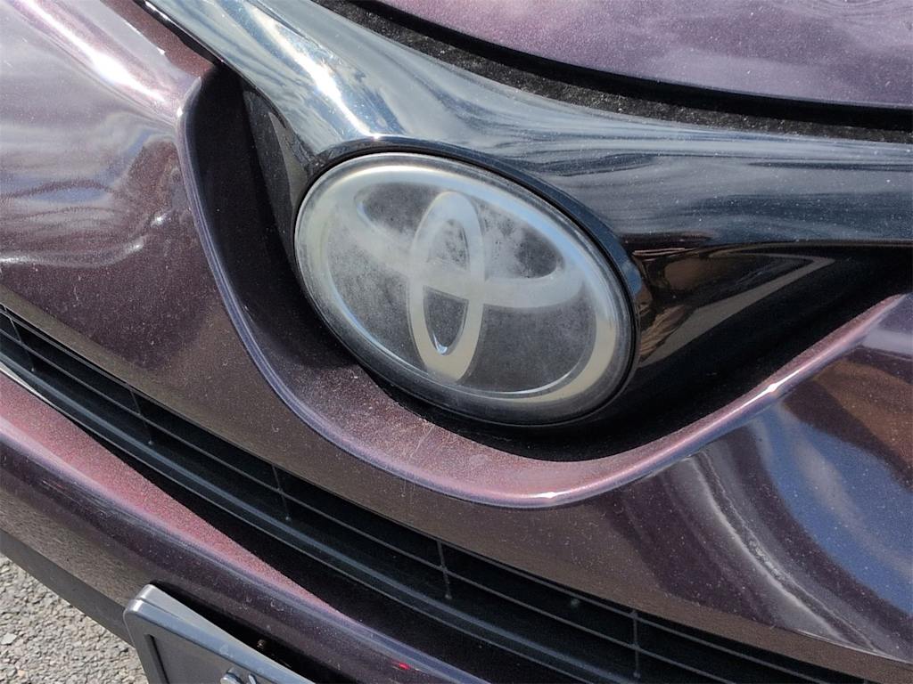 Thumbnail: 2018 Toyota RAV4 - 6