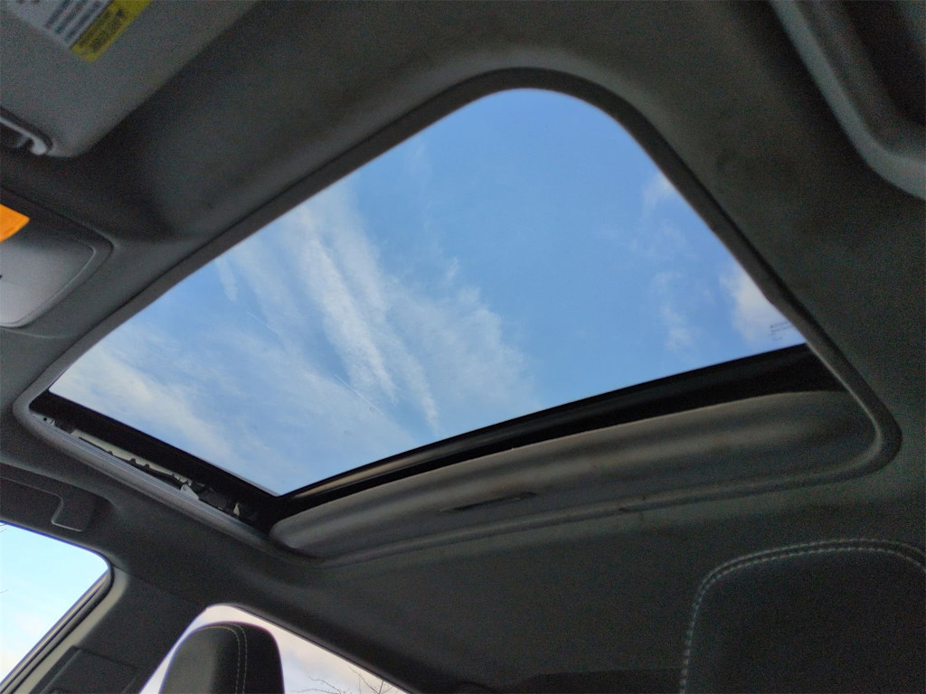 Thumbnail: 2018 Toyota RAV4 - 27