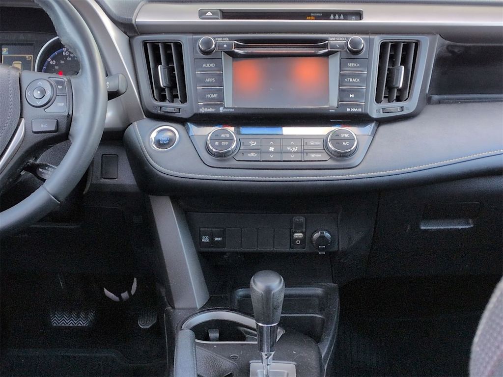 Thumbnail: 2018 Toyota RAV4 - 14