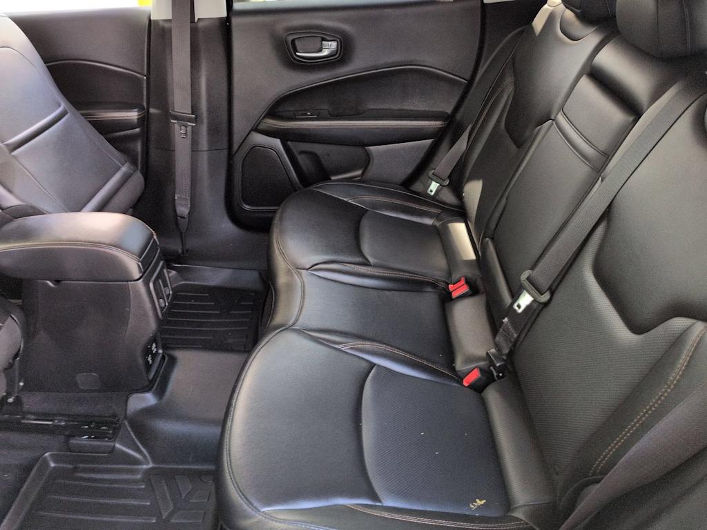 Thumbnail: 2019 Jeep Compass - 13