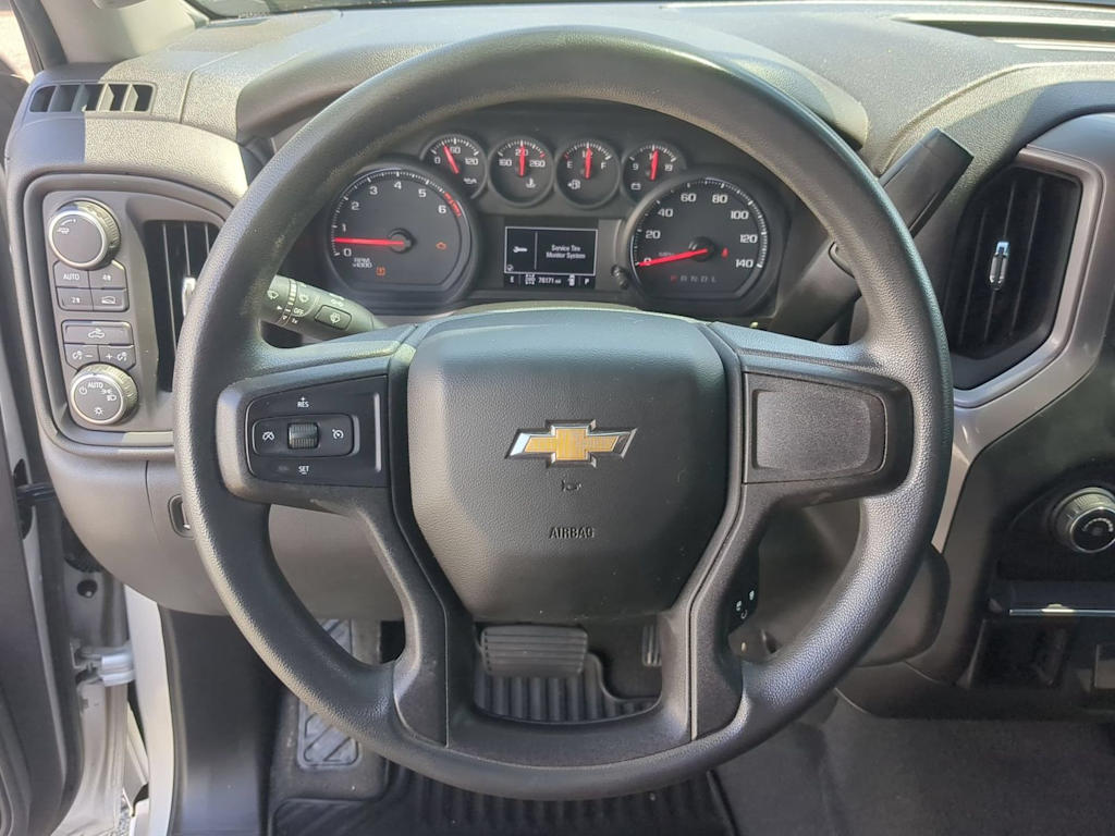 Thumbnail: 2019 Chevrolet Silverado 1500 - 12