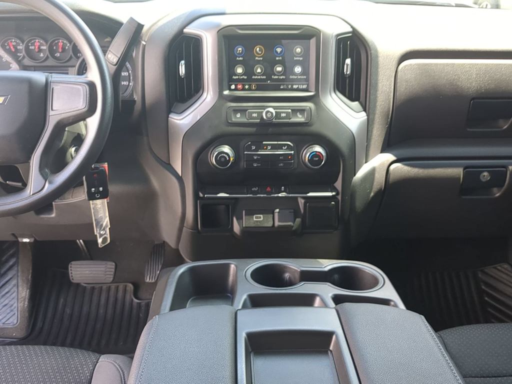 Thumbnail: 2019 Chevrolet Silverado 1500 - 13