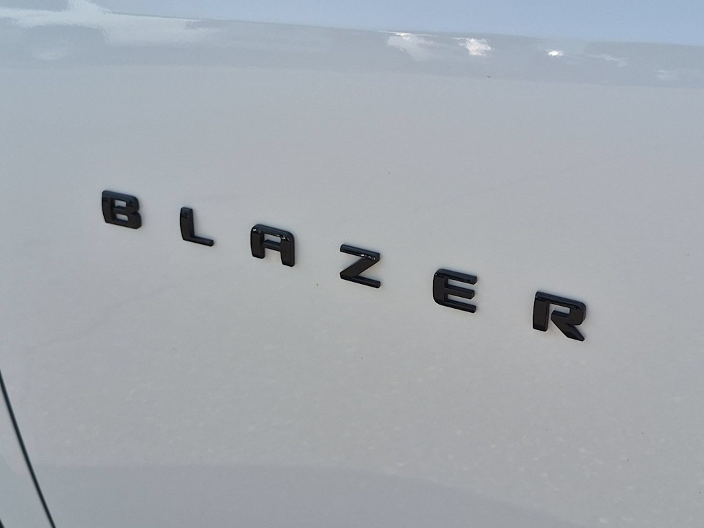 Thumbnail: 2022 Chevrolet Blazer - 27