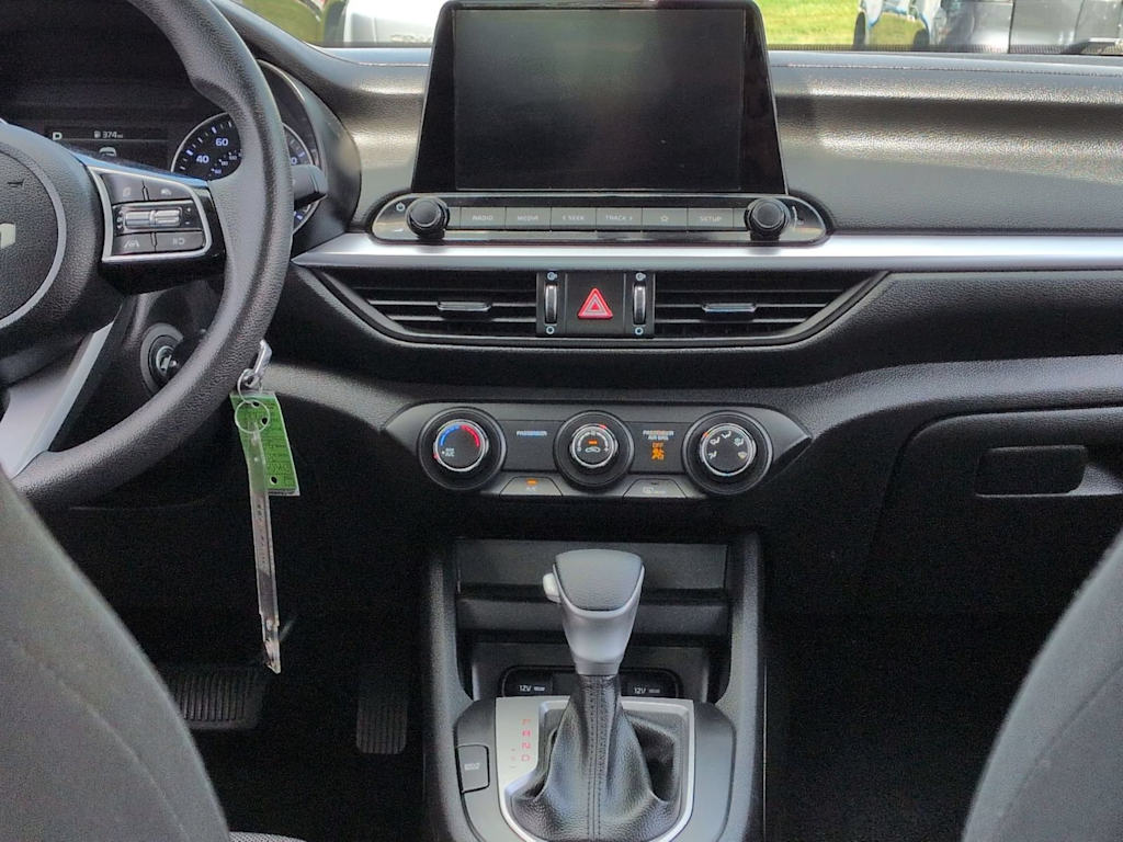 Thumbnail: 2023 Kia Forte - 14