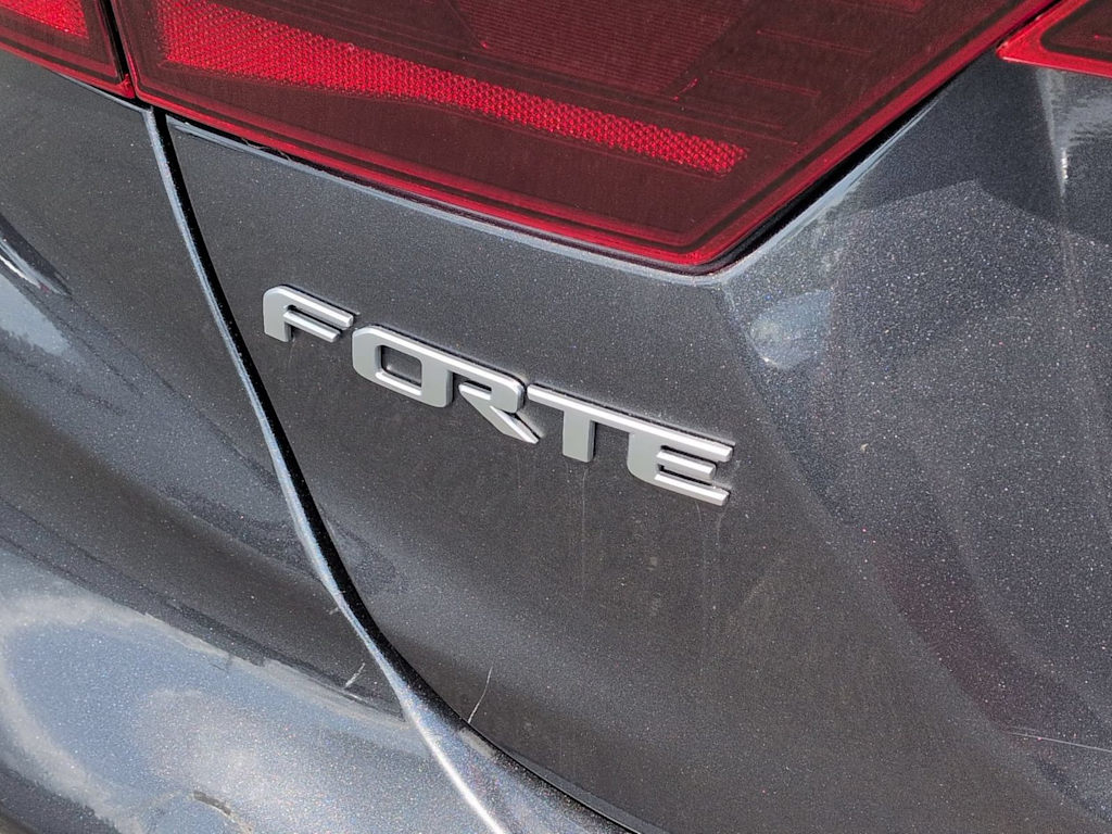 Thumbnail: 2023 Kia Forte - 27