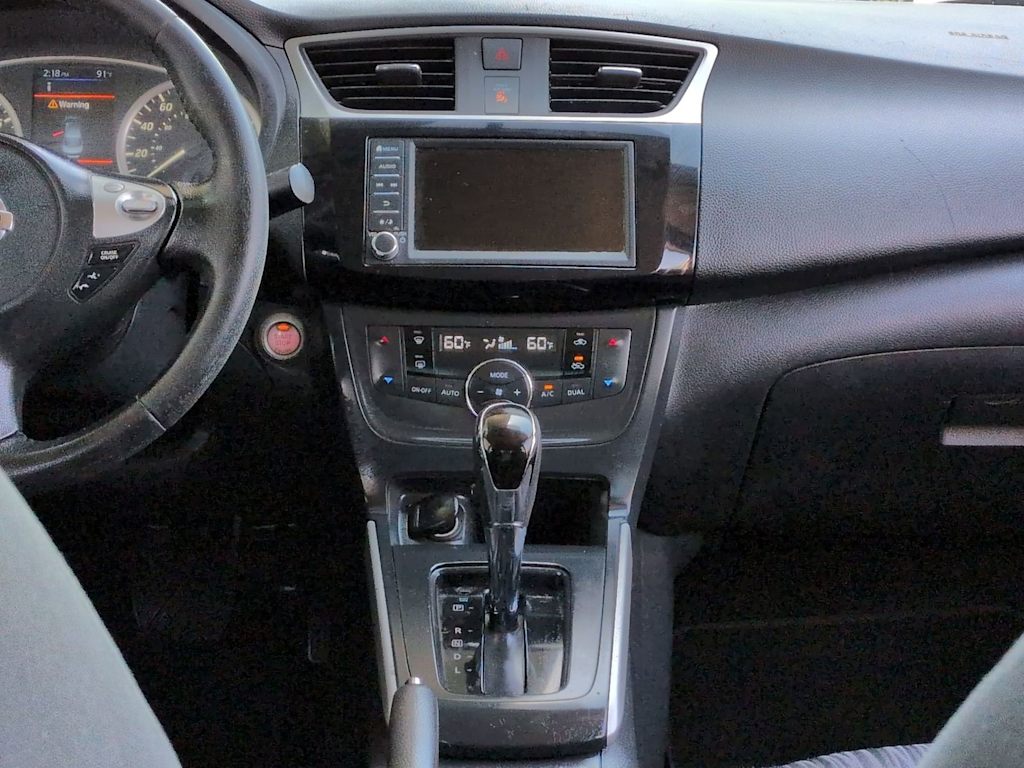 Thumbnail: 2019 Nissan Sentra - 15