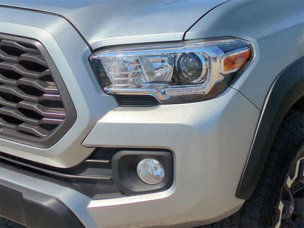 2022 Toyota Tacoma TRD Off-Road 25