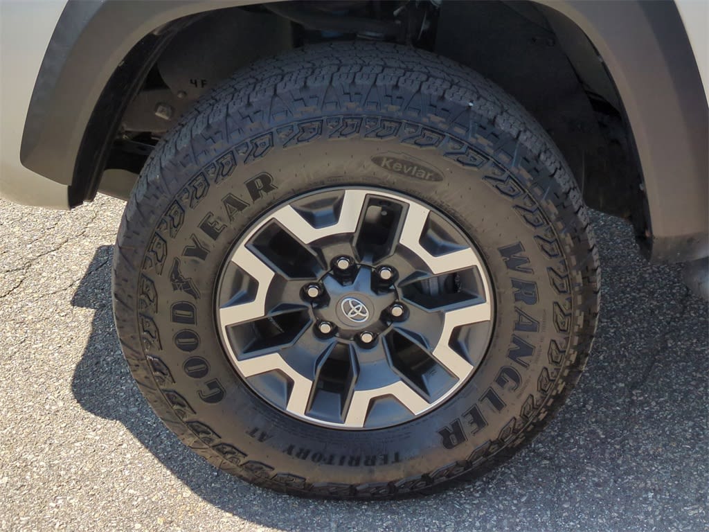 2022 Toyota Tacoma TRD Off-Road 6