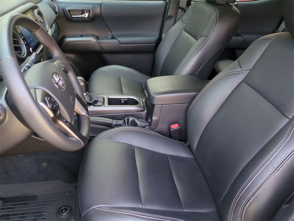 2022 Toyota Tacoma TRD Off-Road 9