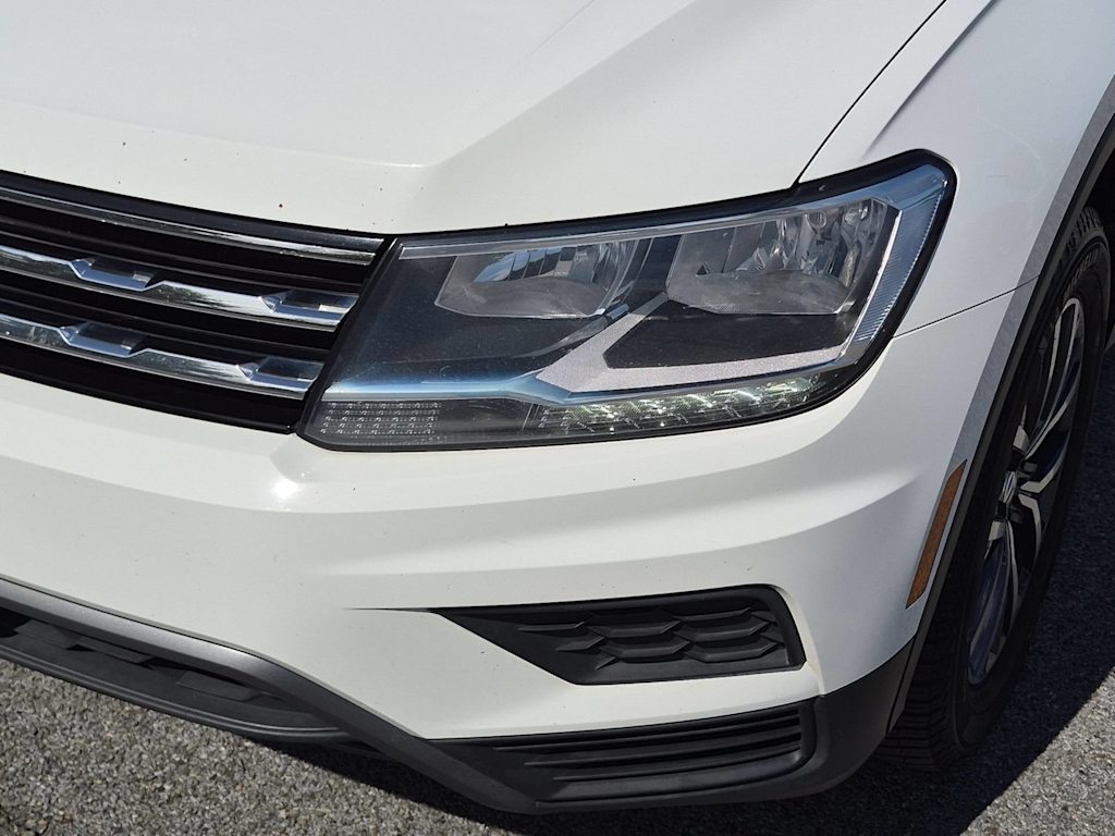 Thumbnail: 2019 Volkswagen Tiguan - 25
