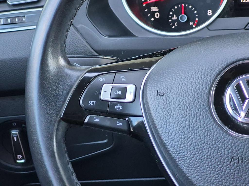 Thumbnail: 2019 Volkswagen Tiguan - 32