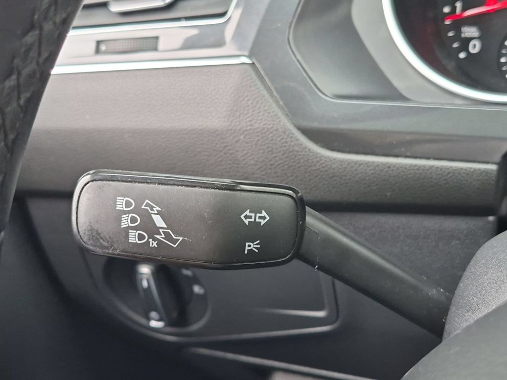 Thumbnail: 2019 Volkswagen Tiguan - 35