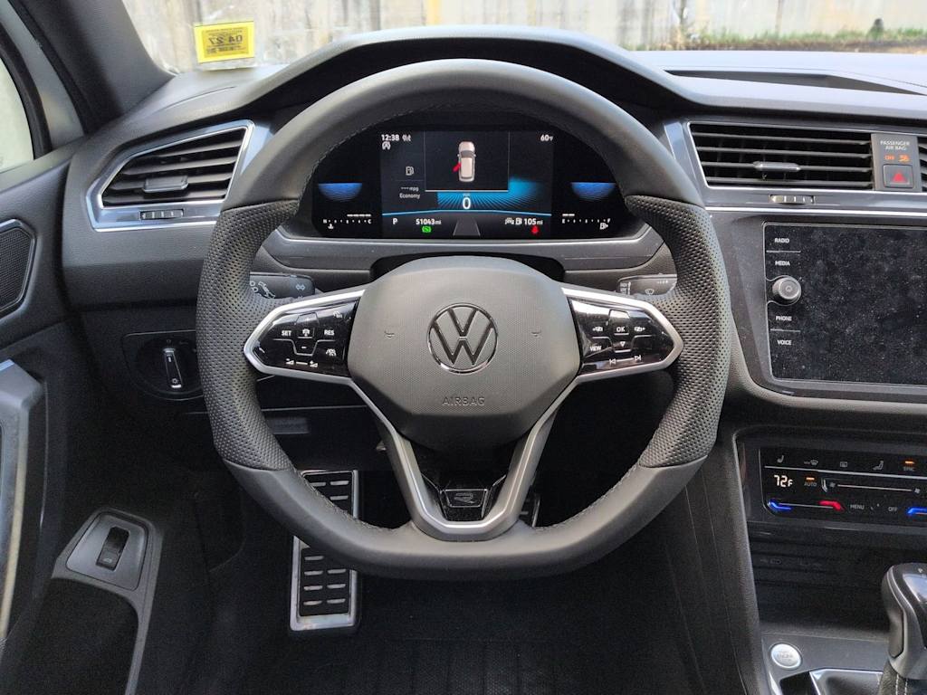 Thumbnail: 2022 Volkswagen Tiguan - 14