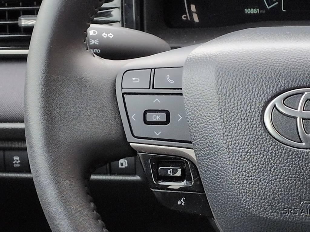 Thumbnail: 2025 Toyota Camry - 31