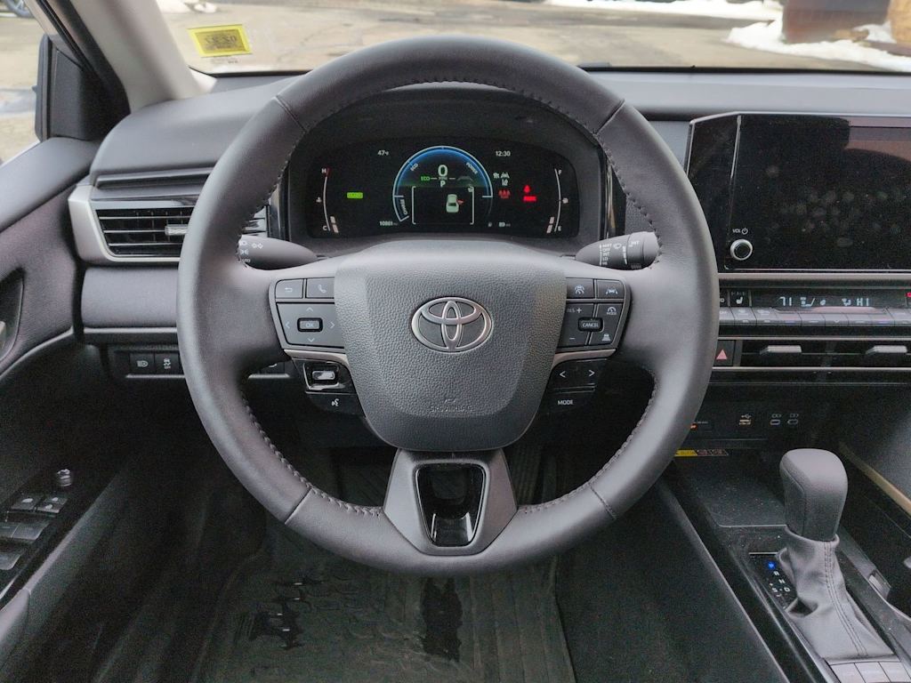 Thumbnail: 2025 Toyota Camry - 14