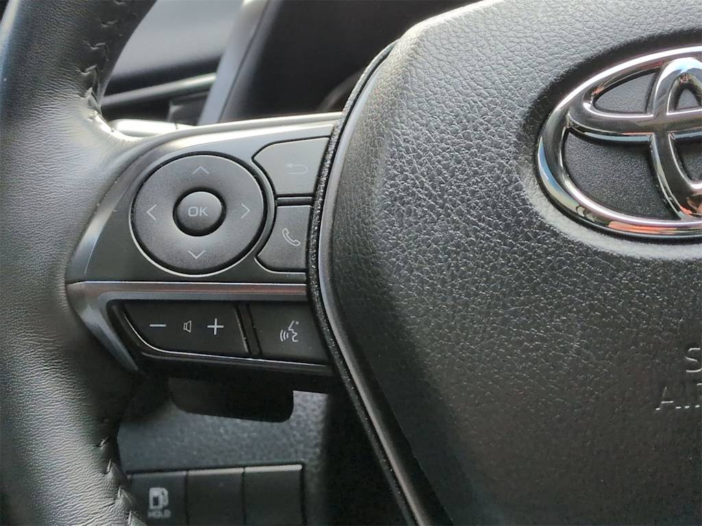 Thumbnail: 2023 Toyota Camry - 31