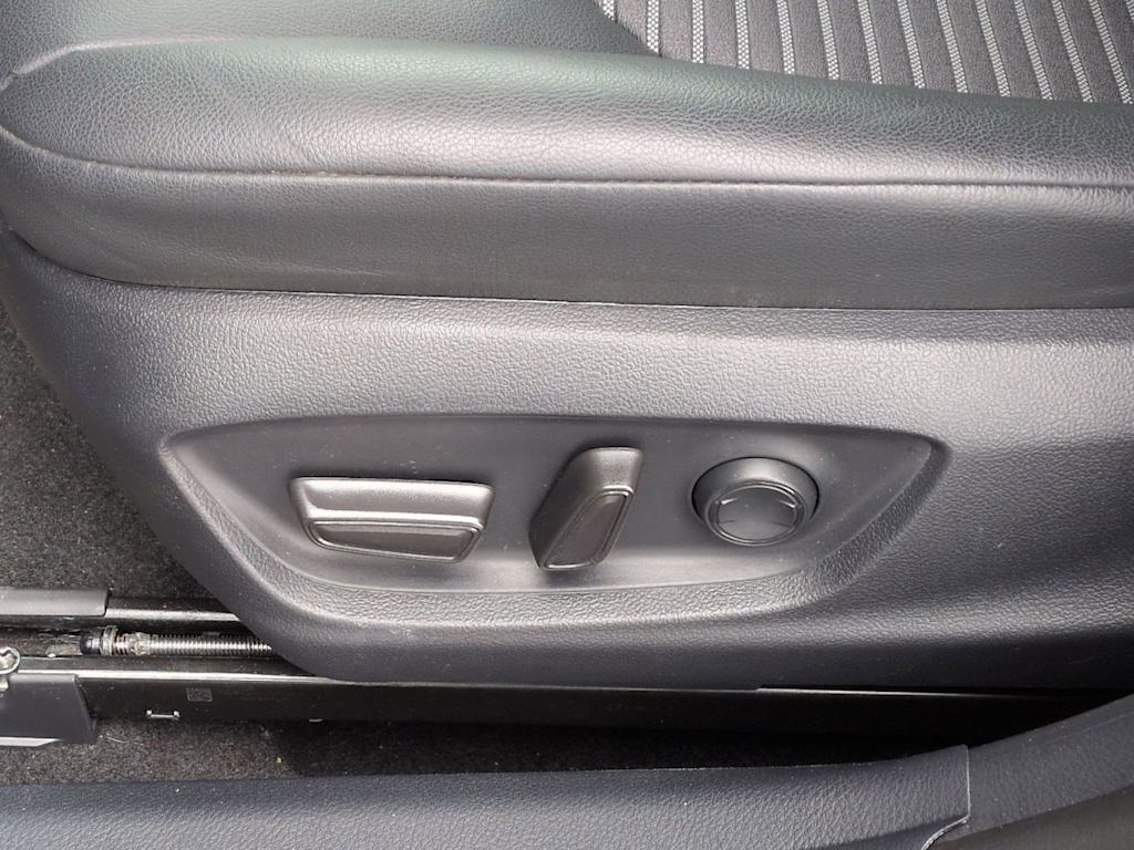 Thumbnail: 2024 Toyota Camry - 28