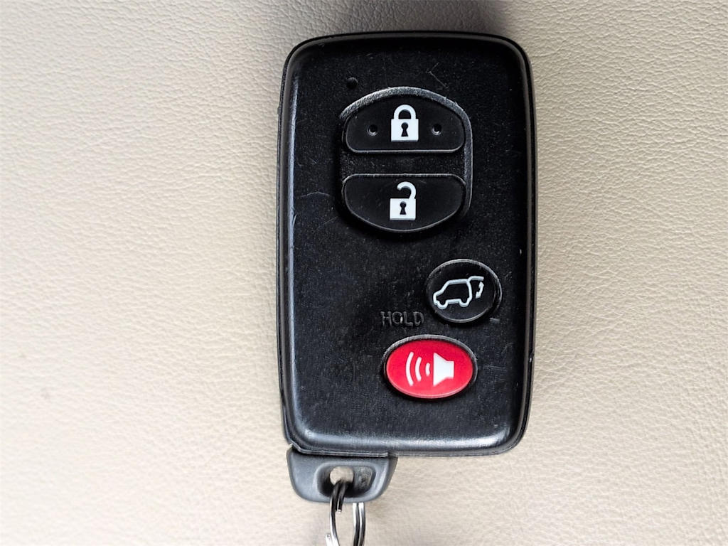 Thumbnail: 2015 Toyota Venza - 20