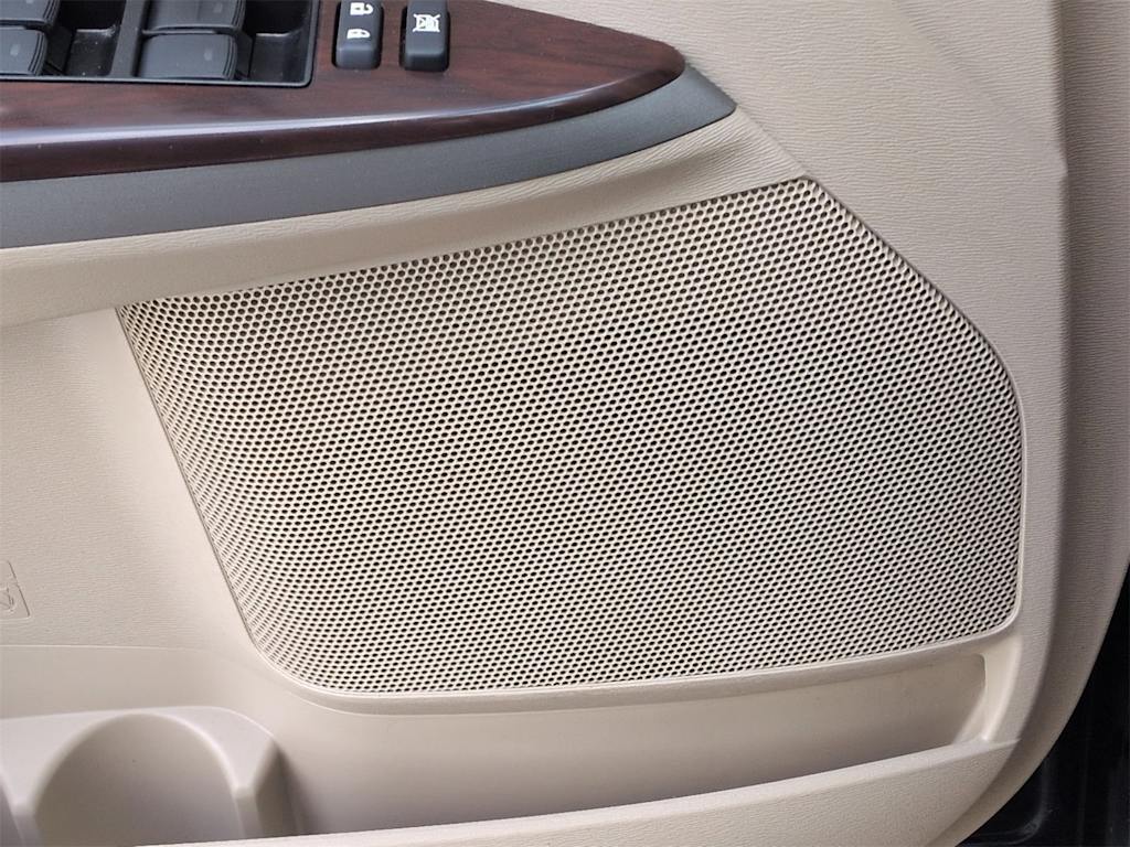 Thumbnail: 2015 Toyota Venza - 34