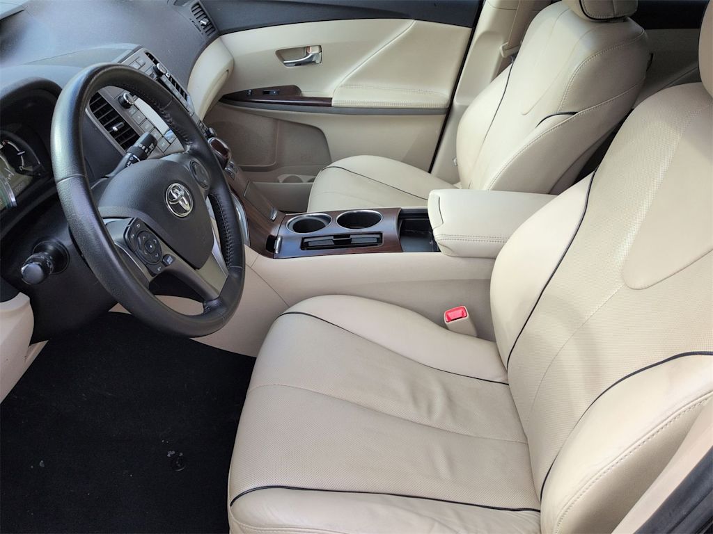 Thumbnail: 2015 Toyota Venza - 11