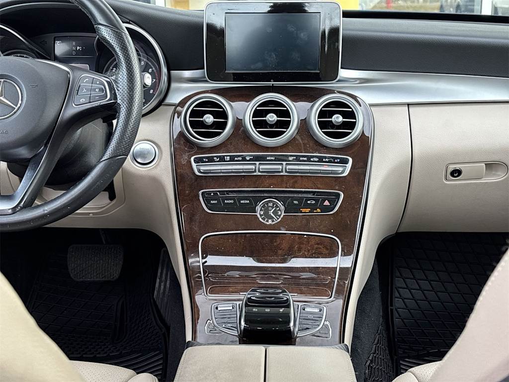 Thumbnail: 2016 Mercedes-Benz C-Class - 13