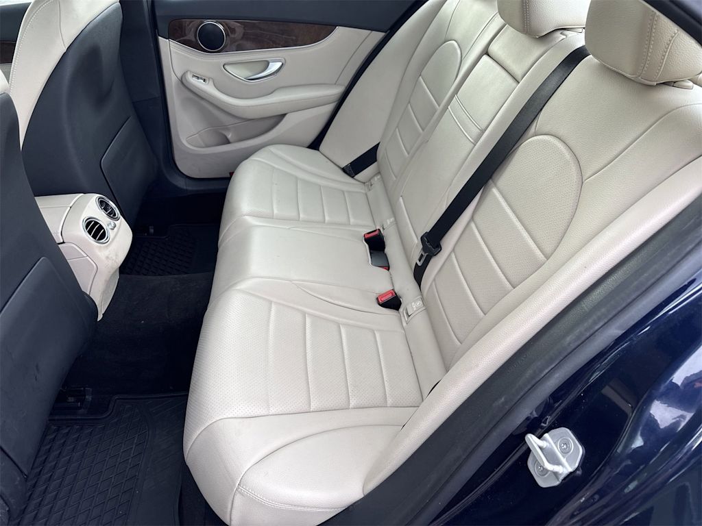 Thumbnail: 2016 Mercedes-Benz C-Class - 30