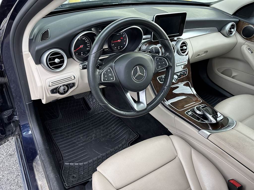 Thumbnail: 2016 Mercedes-Benz C-Class - 2