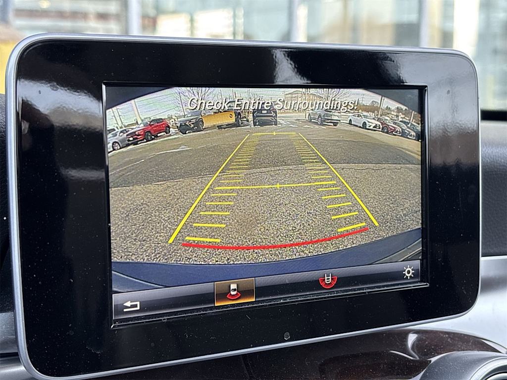 Thumbnail: 2016 Mercedes-Benz C-Class - 14