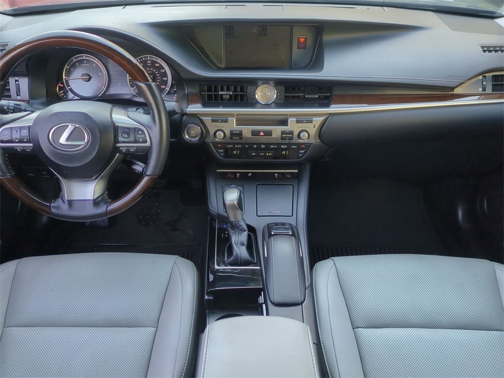 2017 Lexus ES 350 10