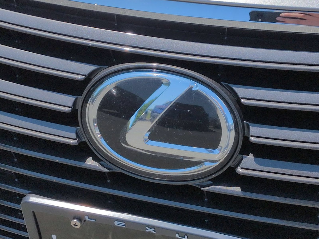 Thumbnail: 2016 Lexus ES - 6