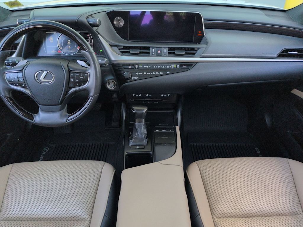 Thumbnail: 2019 Lexus ES - 10