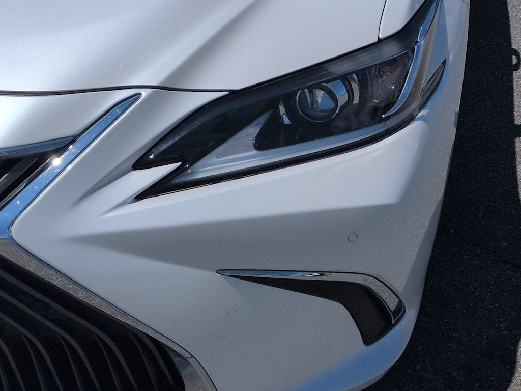 Thumbnail: 2019 Lexus ES - 26