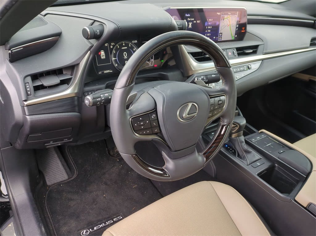 2021 Lexus ES 250 2