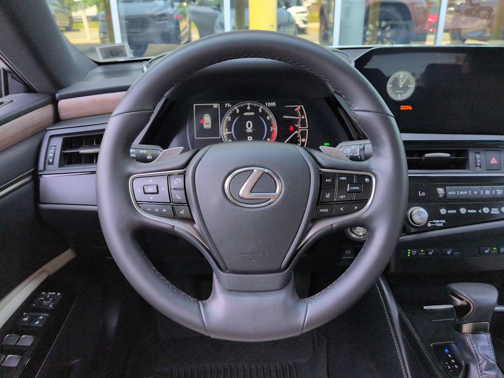 Thumbnail: 2023 Lexus ES - 14