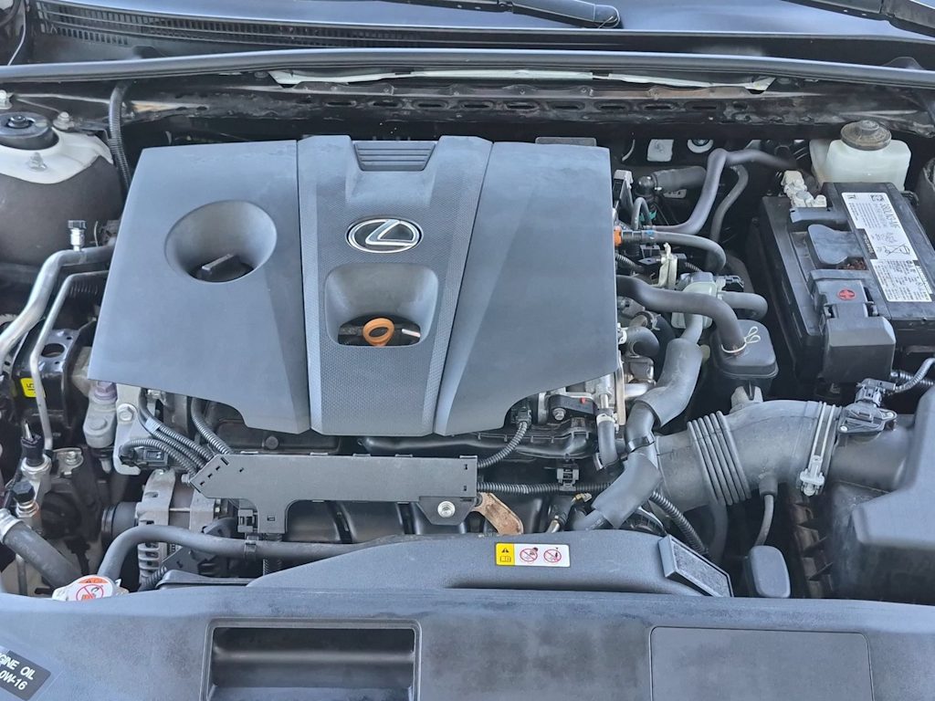 Thumbnail: 2021 Lexus ES - 7
