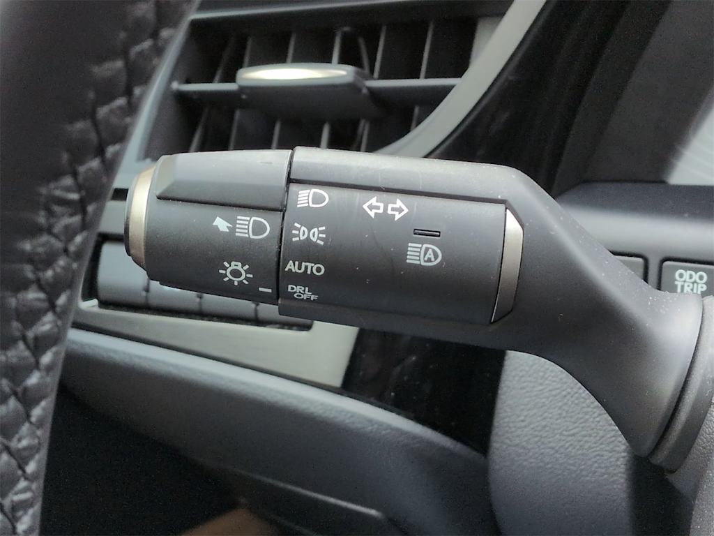 Thumbnail: 2025 Lexus ES - 34