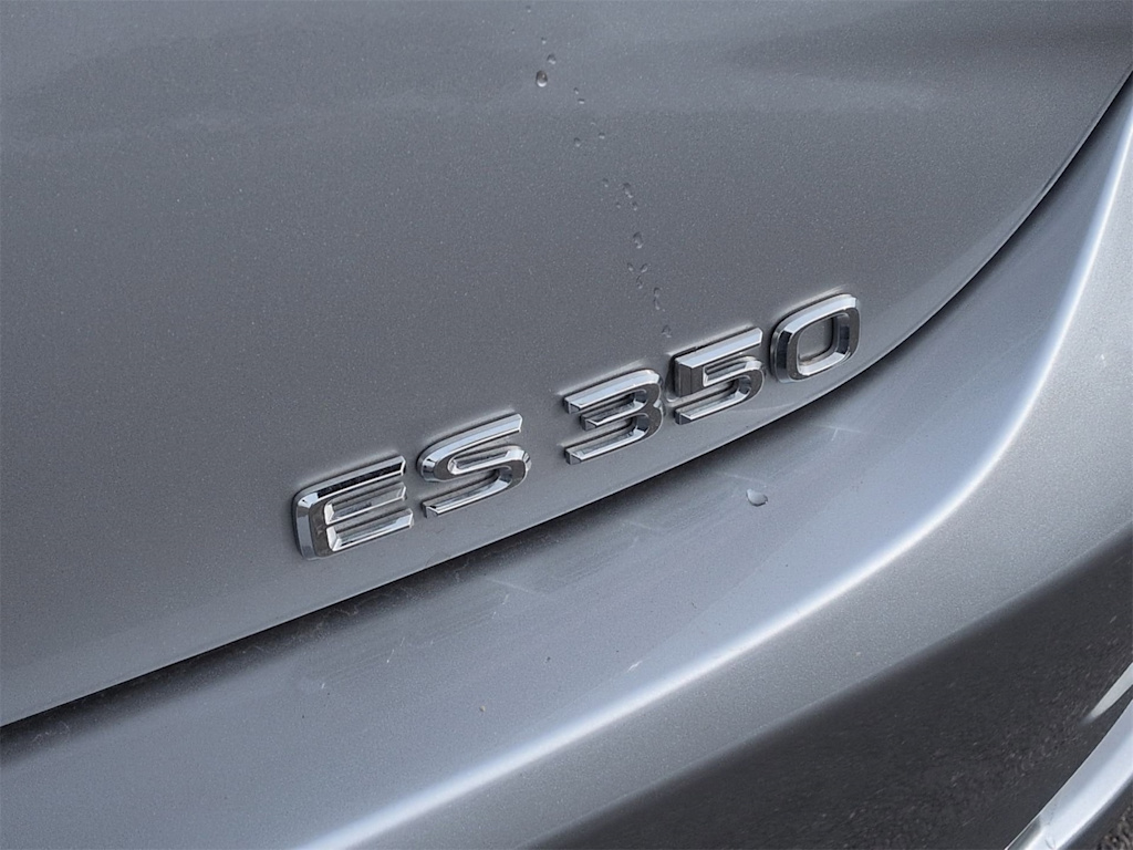 Thumbnail: 2025 Lexus ES - 5