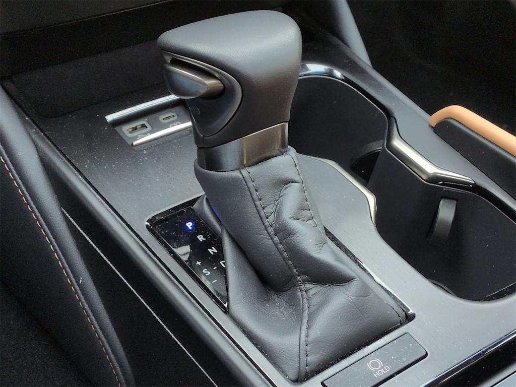 Thumbnail: 2025 Lexus ES - 36