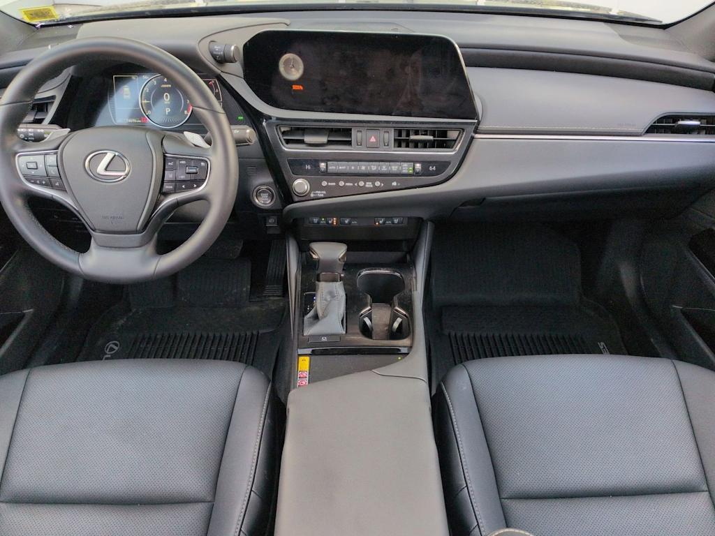 Thumbnail: 2025 Lexus ES - 9