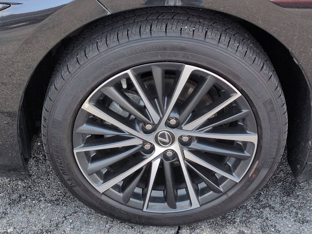 Thumbnail: 2025 Lexus ES - 7