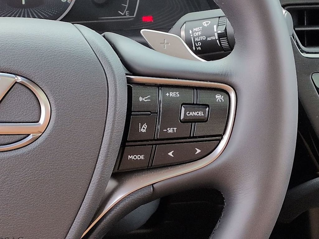 Thumbnail: 2025 Lexus ES - 33