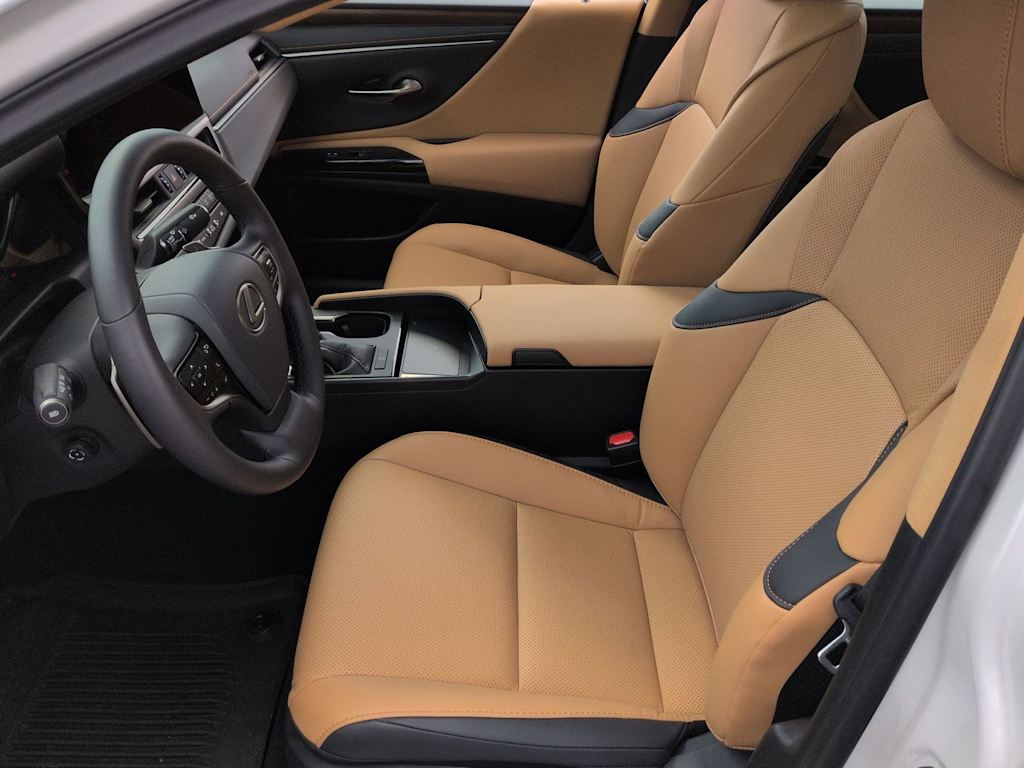 Thumbnail: 2025 Lexus ES - 11